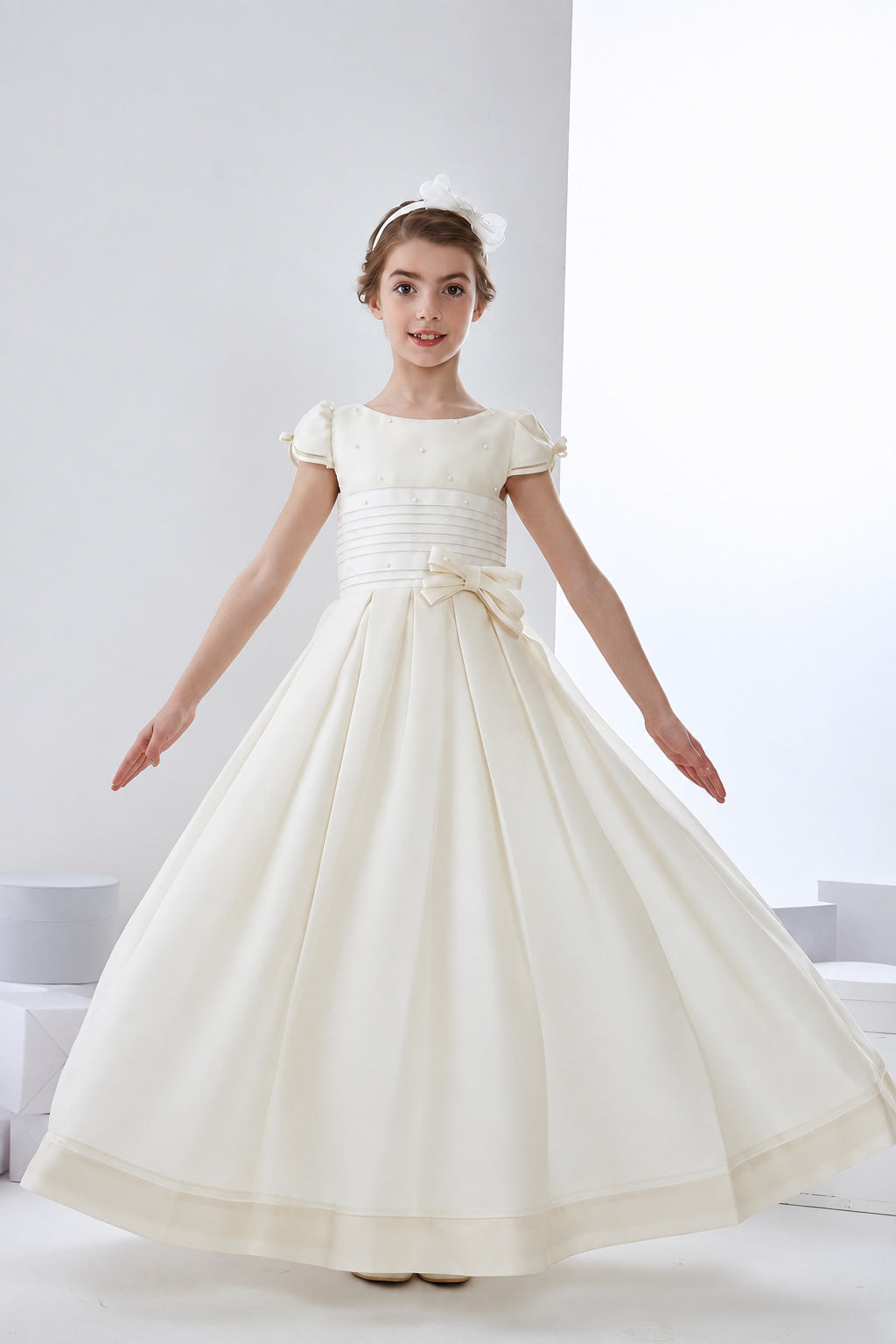 Short Sleeve Jewel Neck A-Line Organza Floor Length First Communion Dress With Bows