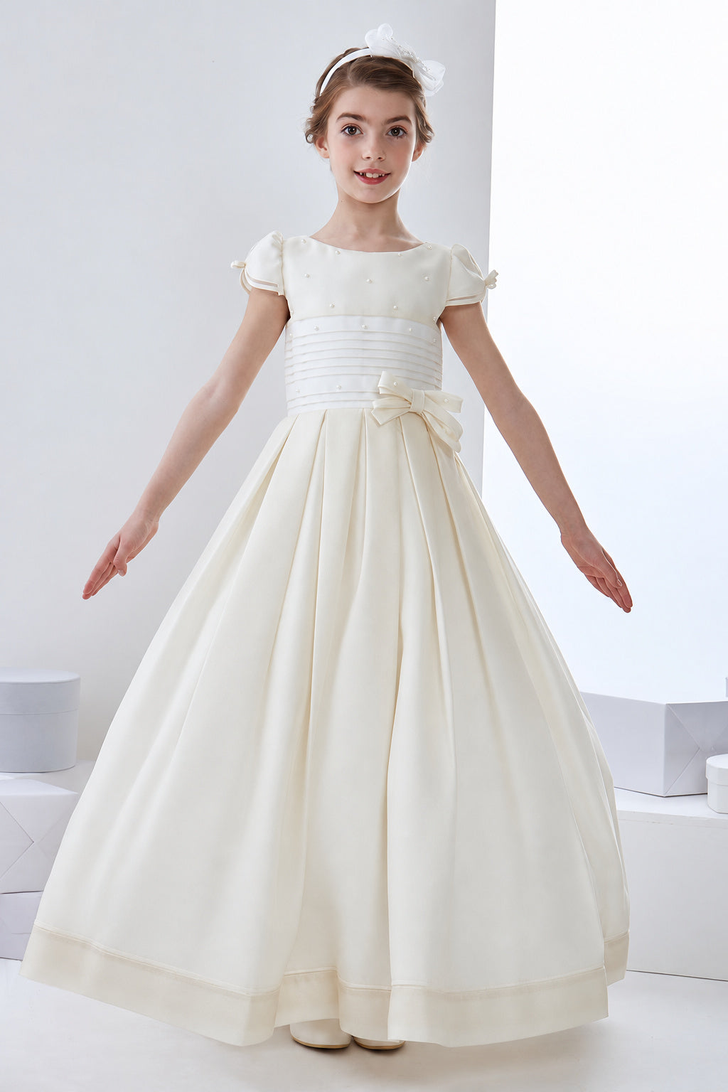 Short Sleeve Jewel Neck A-Line Organza Floor Length First Communion Dress With Bows