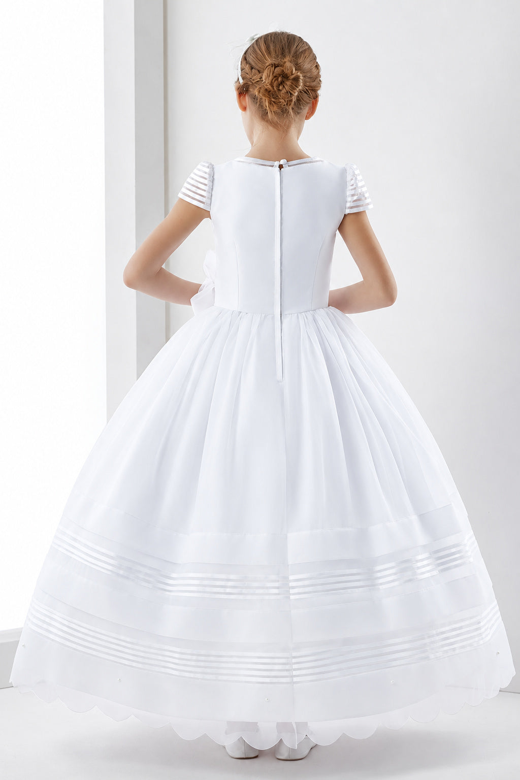 Organza Short Sleeve Ball Gown Floral Hemline Long First Communion Dress With Beading