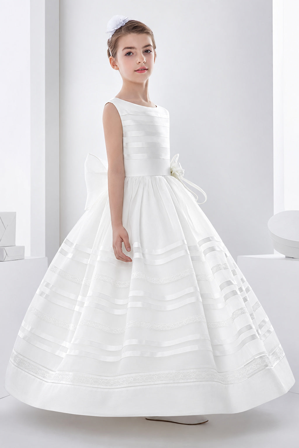 Scoop Neck Ball Gown Organza First Communion Dress with Bow