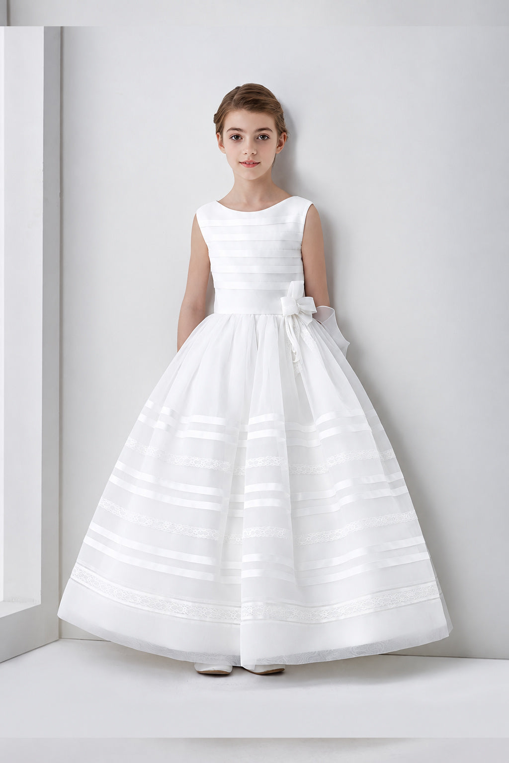 Scoop Neck Ball Gown Organza First Communion Dress with Bow