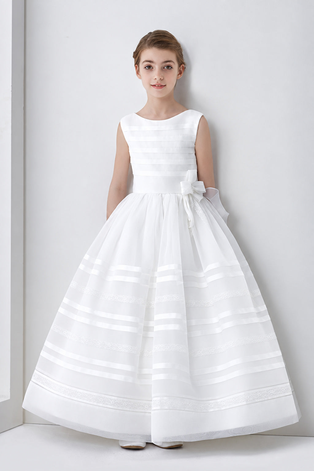 Scoop Neck Ball Gown Organza First Communion Dress with Bow