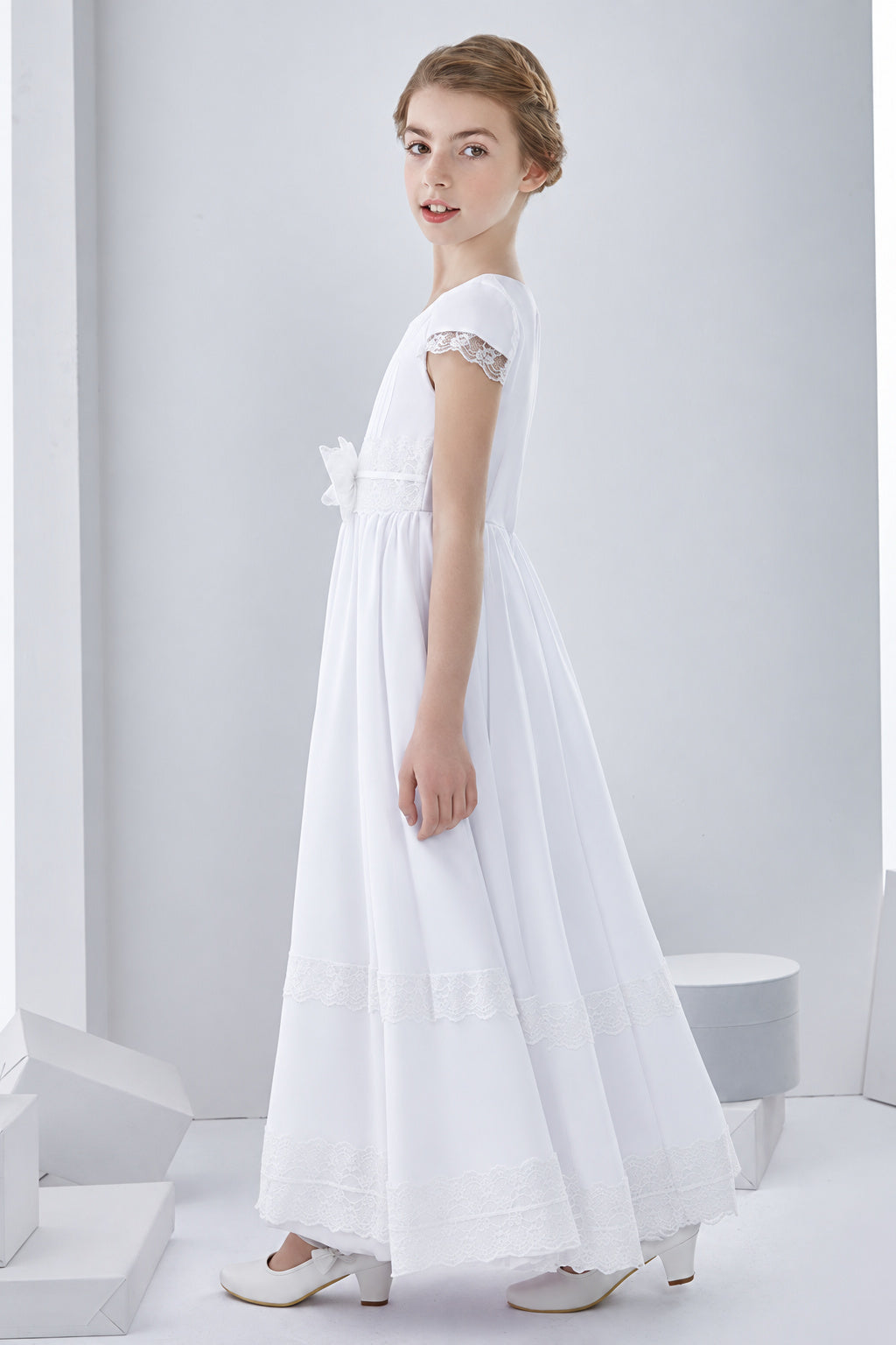 Short Sleeve Jewel Neck Lace Pattern Long Chiffon First Communion Dress With Bow