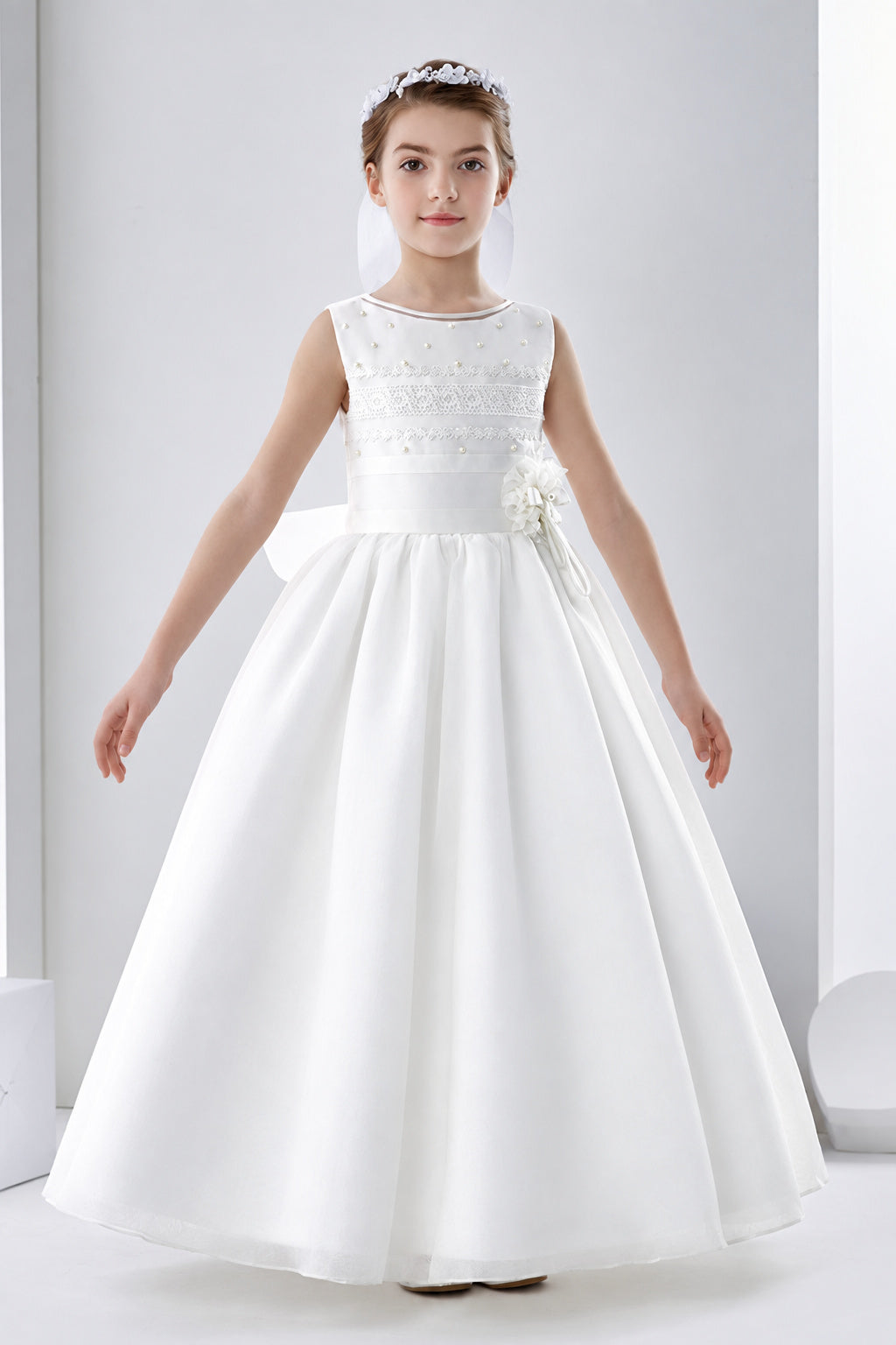 Sleeveless Jewel Neck Ball Gown Organza First Communion Dress With Lace And Beading